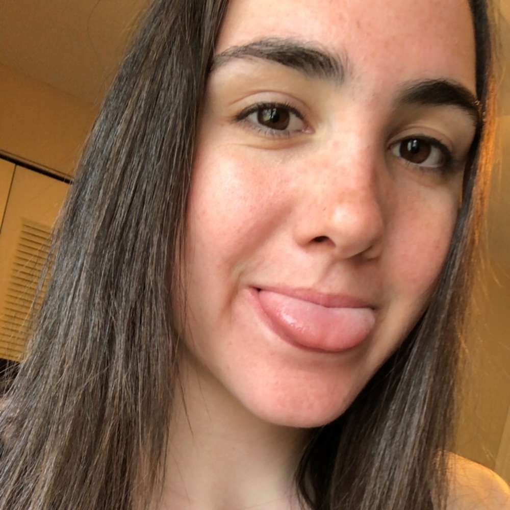 Meet your Posher, Monica